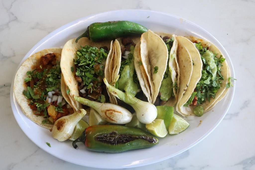 i taco | restaurant | 813 E 66th St, Richfield, MN 55423, USA | 6128863649 OR +1 612-886-3649