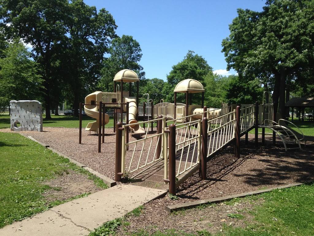 City Park | restaurant | 200 Park Rd, Iowa City, IA 52246, USA | 3193565100 OR +1 319-356-5100