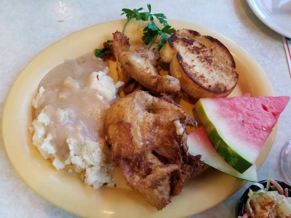 Screamin Chicken Diner | restaurant | 304 Front St, Gaston, OR 97119, USA | 5039853447 OR +1 503-985-3447