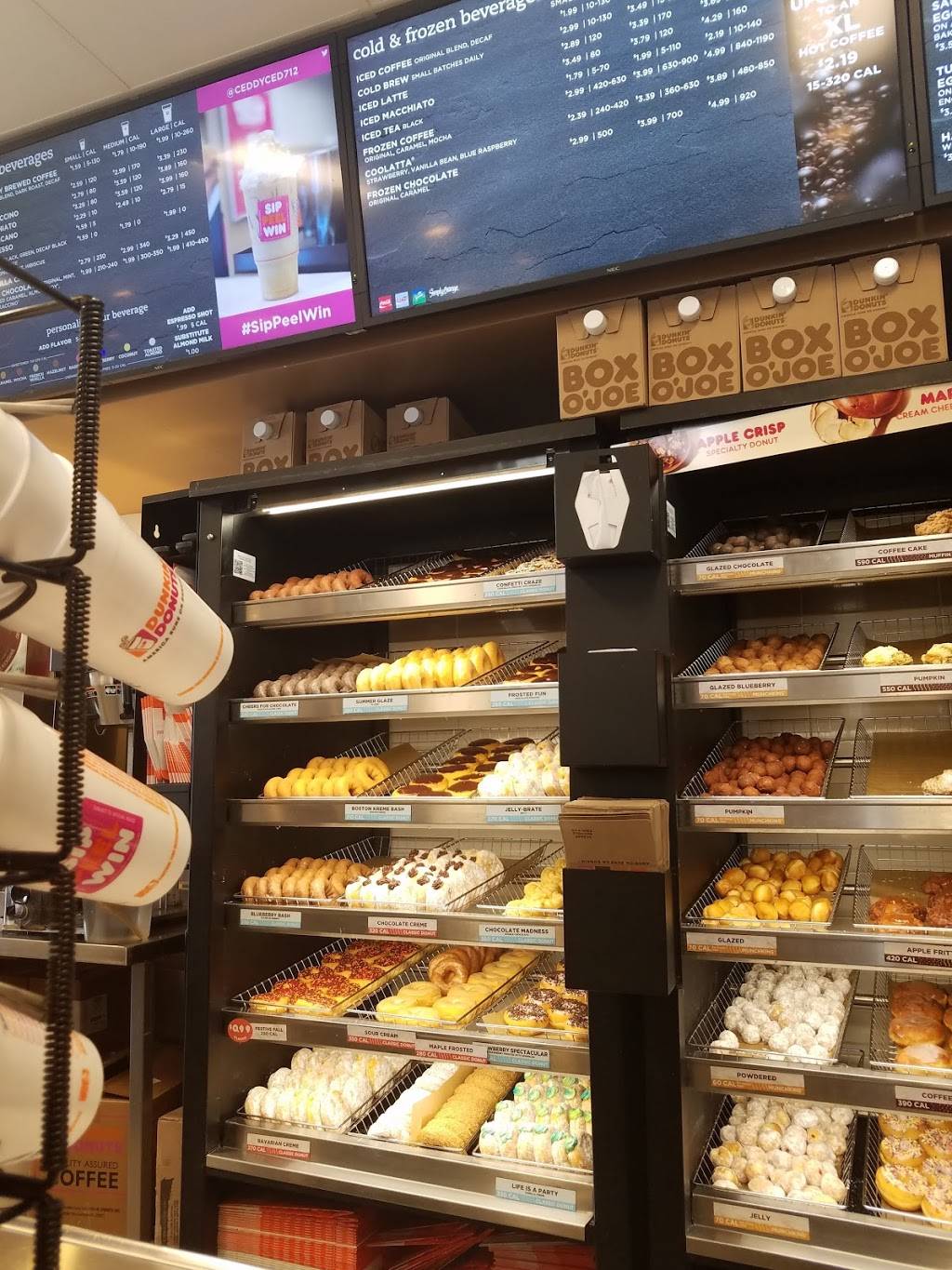 Dunkin | bakery | 403 San Pedro Ave, San Antonio, TX 78212, USA | 2109883333 OR +1 210-988-3333