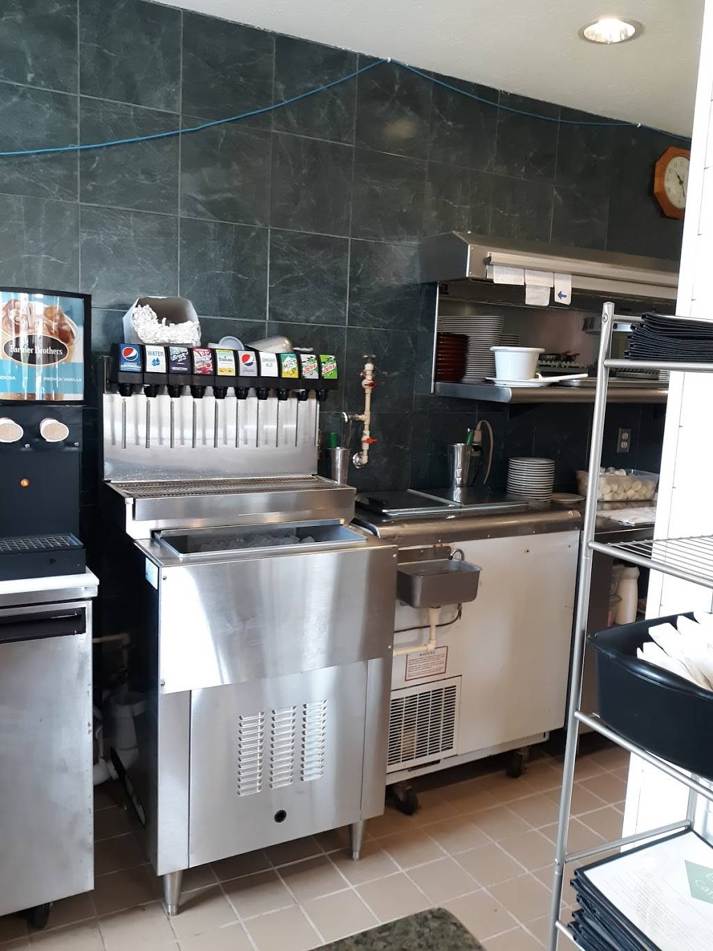 Elies Cafe | restaurant | 909 E Broadway, Madison, WI 53716, USA | 6082987553 OR +1 608-298-7553