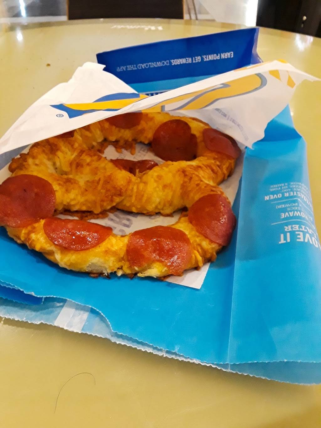 Auntie Annes | cafe | 6600 Topanga Canyon Blvd Space 1098, Canoga Park, CA 91303, USA | 8189927303 OR +1 818-992-7303