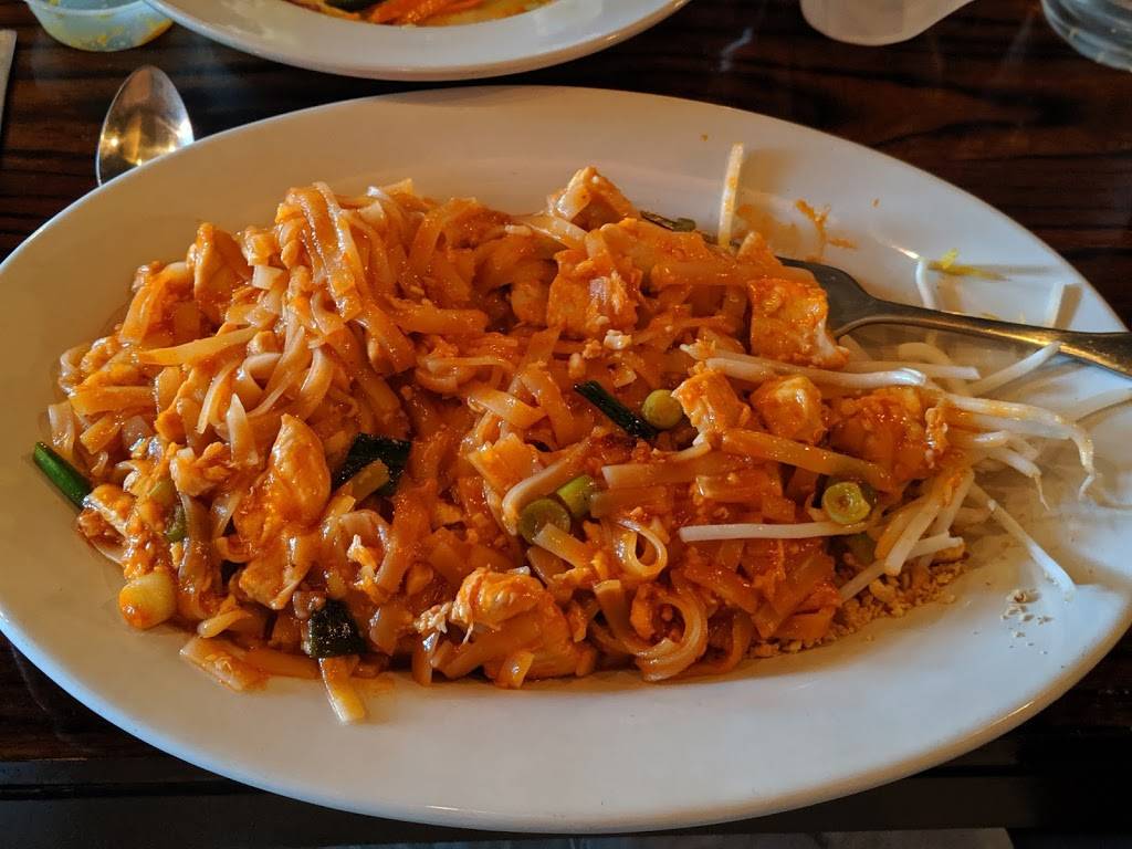 Renoo’s Thai Time | restaurant | 16151 US-70, Las Cruces, NM 88011, USA | 5759933451 OR +1 575-993-3451