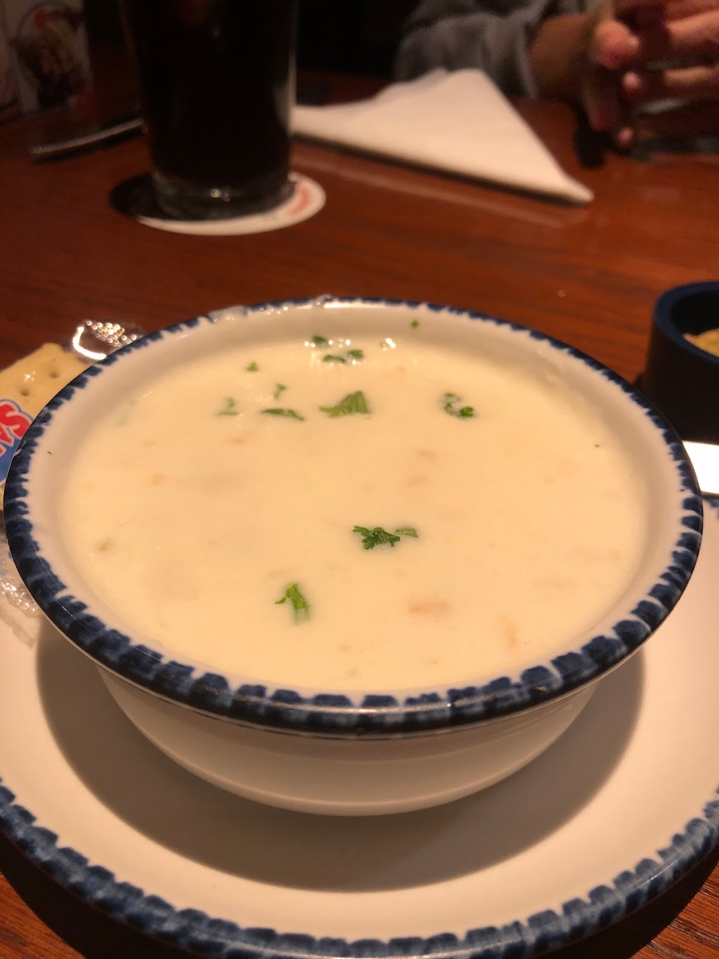 Red Lobster | restaurant | 1120 N Columbia Center Blvd, Kennewick, WA 99336, USA | 5097351190 OR +1 509-735-1190