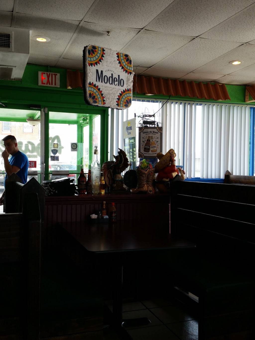 Sol Azteca | restaurant | 405 S Century Blvd, Rantoul, IL 61866, USA | 2178932880 OR +1 217-893-2880