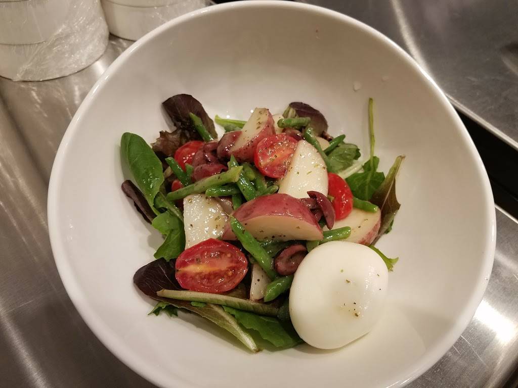 201 SEAFOOD RESTAURANT AND TAPAS LOUNGE | night club | 201 James B Blackburn Dr, Savannah, GA 31408, USA | 9129881281 OR +1 912-988-1281