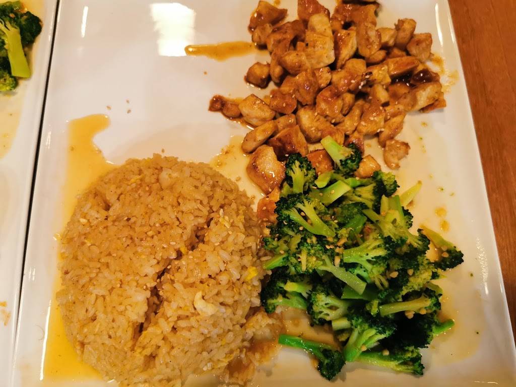 Umi Sushi&Grill | restaurant | 454 68th St SW, Kentwood, MI 49548, USA | 6168888668 OR +1 616-888-8668