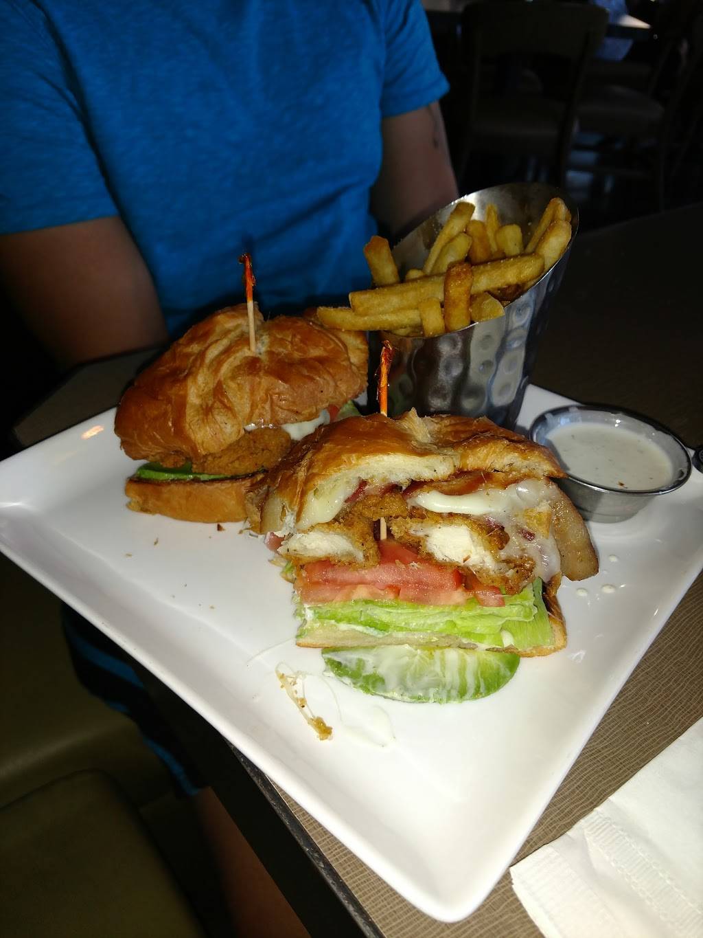 Mikes Grillhouse | restaurant | 3801 Pelandale Ave, Modesto, CA 95356, USA | 2095454500 OR +1 209-545-4500