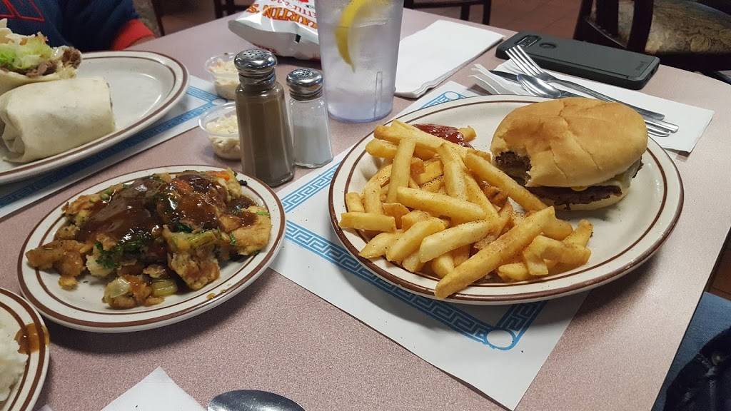 Summit Family Restaurant | restaurant | 2210 Gettysburg Rd, Camp Hill, PA 17011, USA | 7177374310 OR +1 717-737-4310