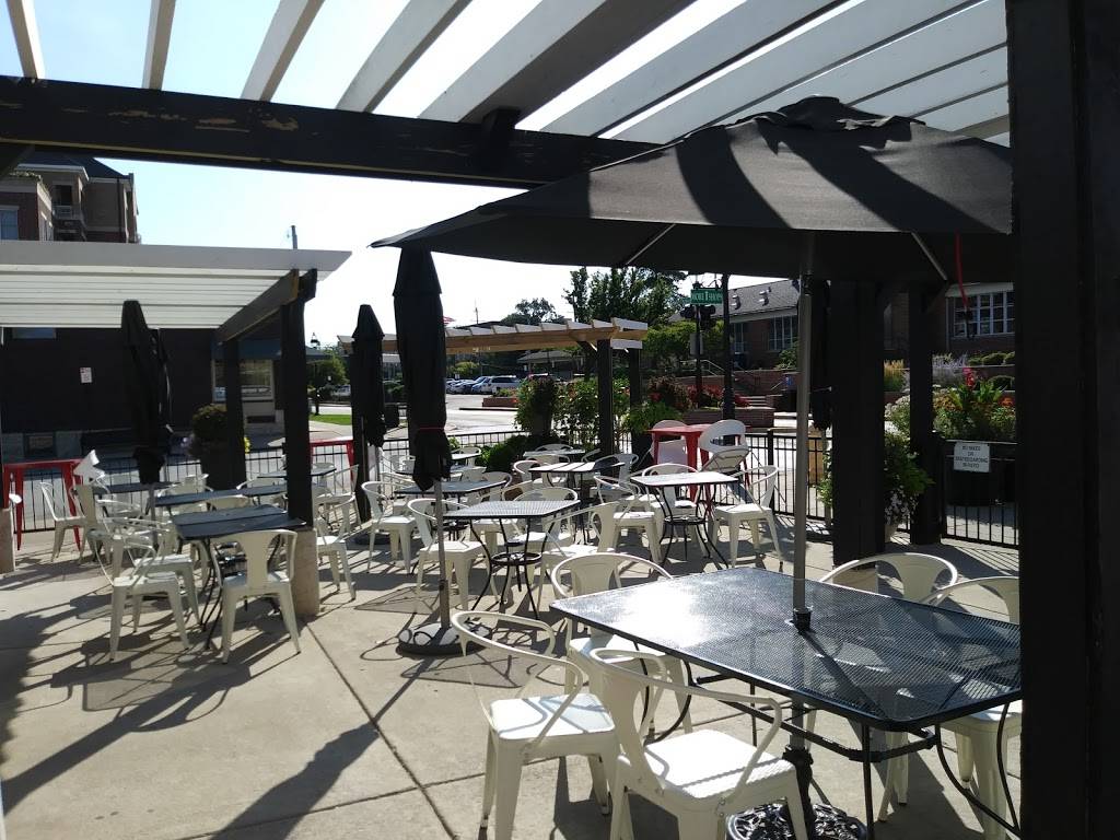 Tutto Bene | restaurant | 552 Crescent Blvd, Glen Ellyn, IL 60137, USA | 6304694790 OR +1 630-469-4790