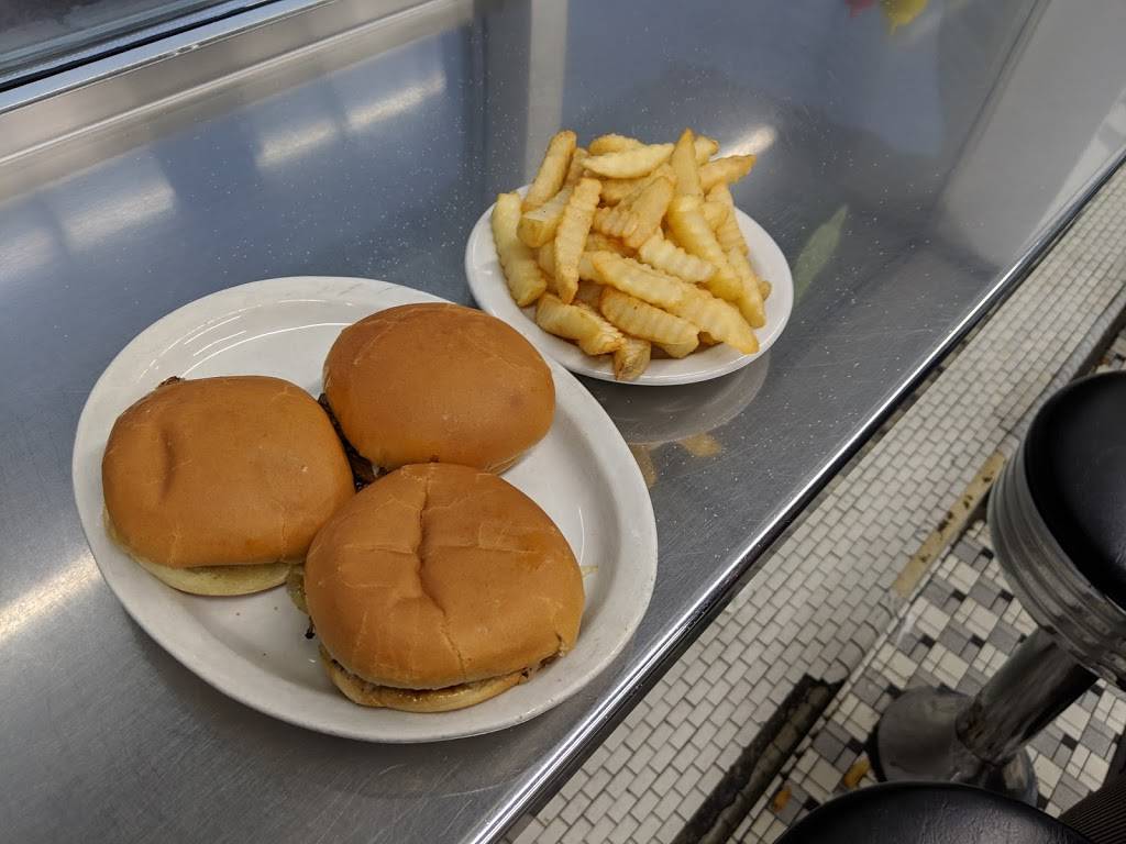 Bates Hamburgers | restaurant | 33406 Five Mile Road, Livonia, MI 48154, USA | 7344273464 OR +1 734-427-3464