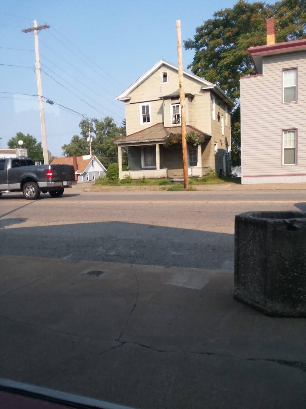 Subway | restaurant | 15 N Main St, Columbiana, OH 44408, USA | 3304825083 OR +1 330-482-5083