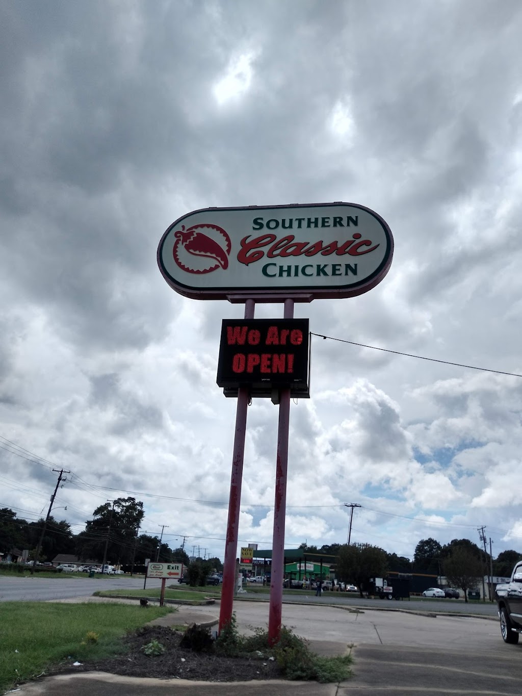 Southern Classic Chicken | meal takeaway | 1317 Winnsboro Road, Monroe, LA 71202, USA | 3183256625 OR +1 318-325-6625