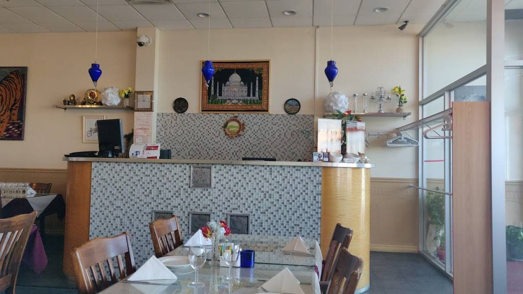 Restaurant Raj Mahal | restaurant | 1404 Chemin de Saint-Jean, La Prairie, QC J5R 2L7, Canada | 4506592020 OR +1 450-659-2020