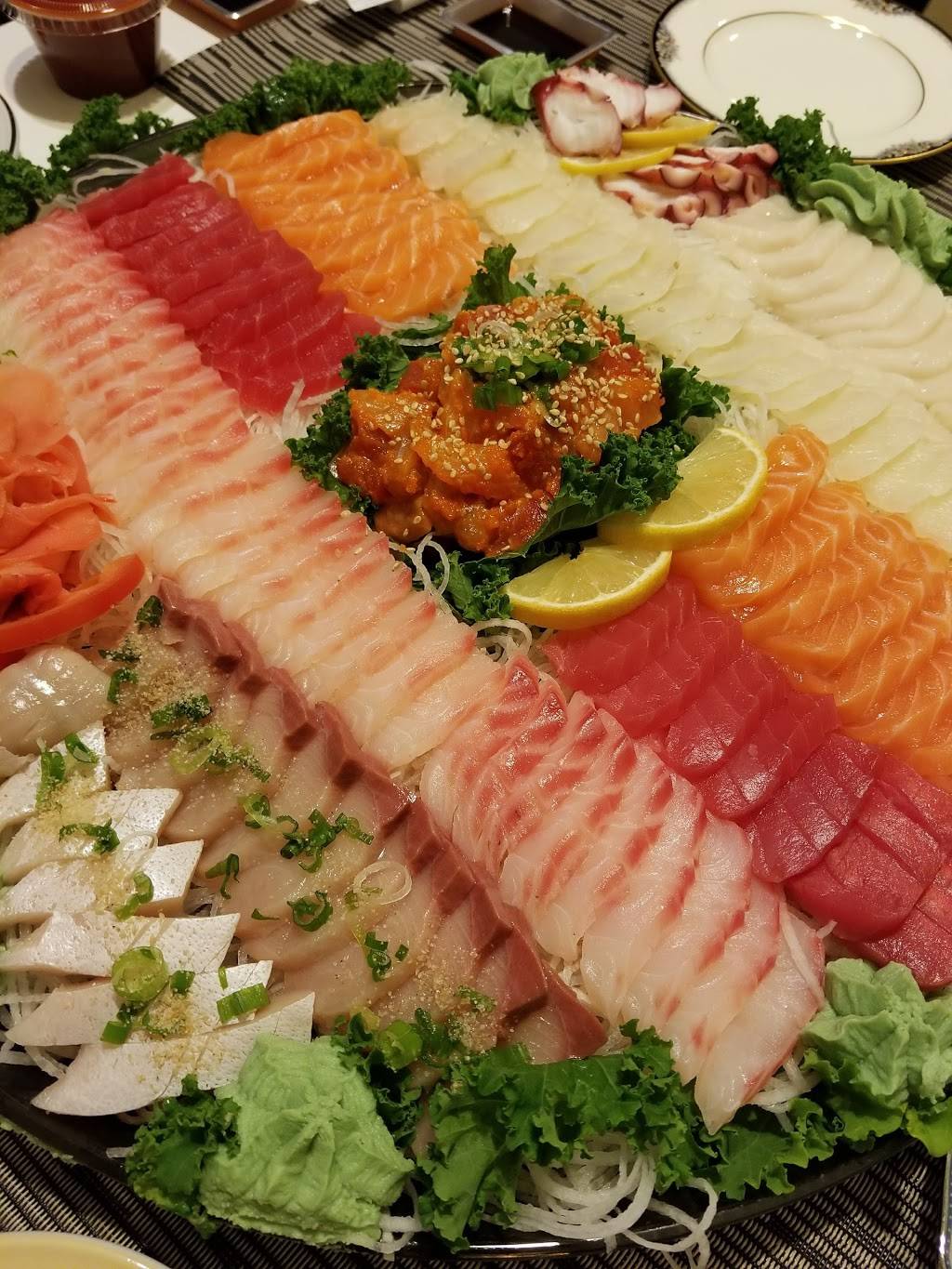Sushi Island | restaurant | 520 Bergen Blvd, Palisades Park, NJ 07650, USA | 2013469006 OR +1 201-346-9006