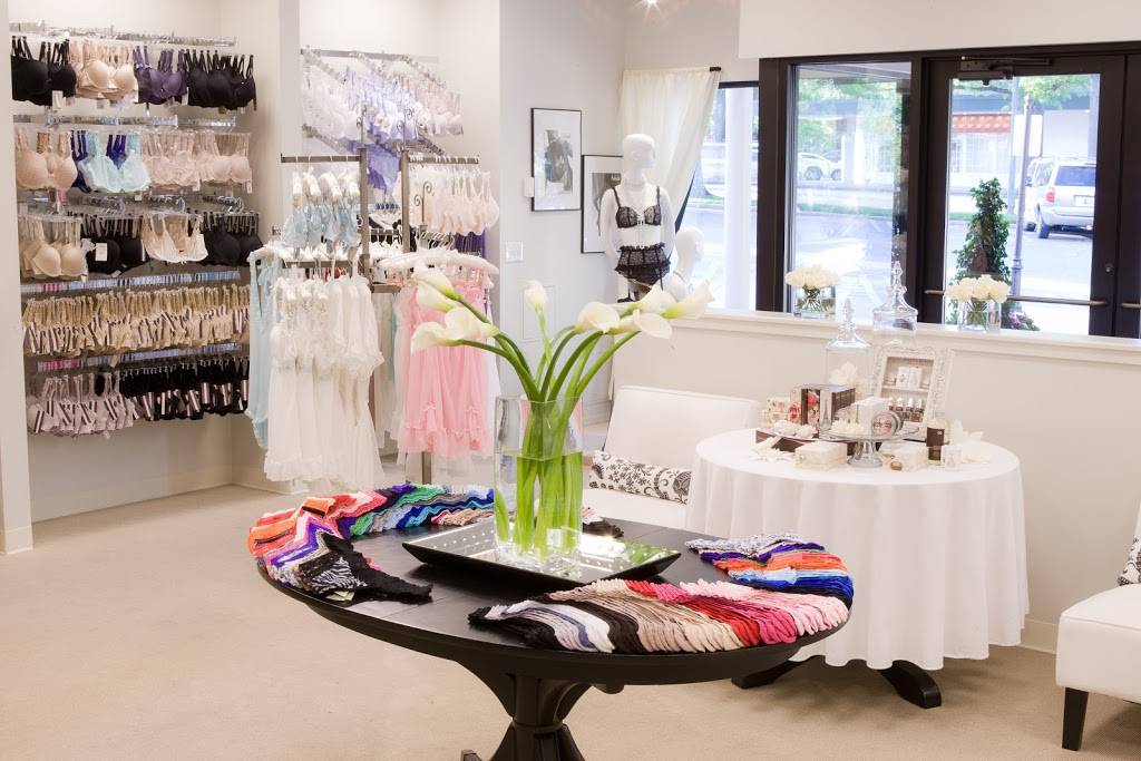 Muse Intimates | restaurant | 1876 Utica Square, Tulsa, OK 74114, USA | 9183923430 OR +1 918-392-3430