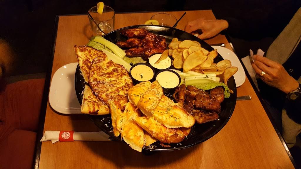 Boston Pizza | restaurant | 1111 Elgin St W, Cobourg, ON K9A 5H7, Canada | 9053724222 OR +1 905-372-4222