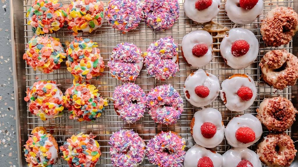 Dune Donuts and Bagels | bakery | 1408 3rd Ave, Spring Lake, NJ 07762, USA | 7323598000 OR +1 732-359-8000