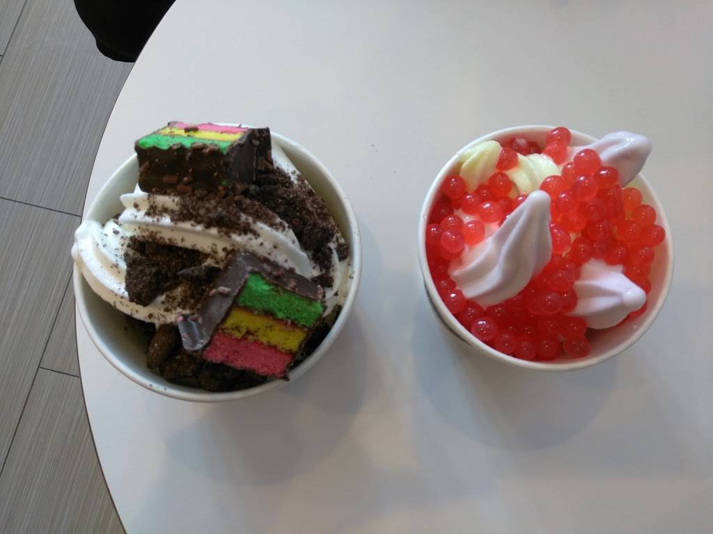 Red Mango | restaurant | 61-15 Springfield Blvd, Queens, NY 11364, USA | 3474084197 OR +1 347-408-4197