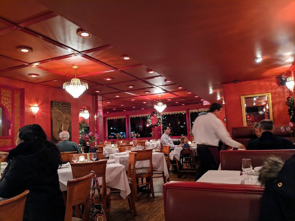 Duangrats Thai Restaurant | restaurant | 5878 Leesburg Pike, Falls Church, VA 22041, USA | 7038205775 OR +1 703-820-5775