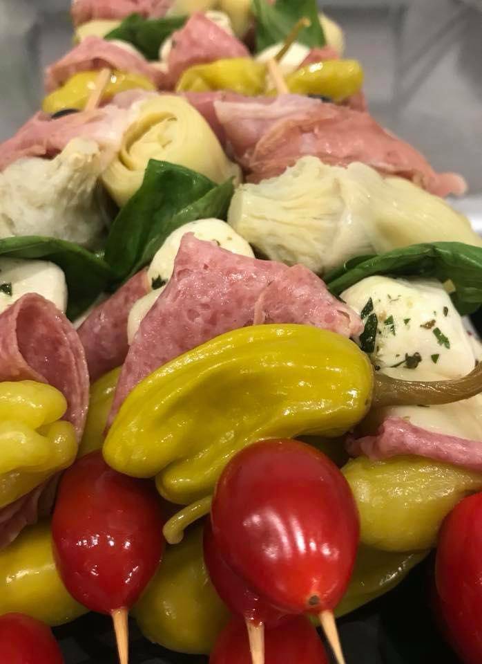 Magros Meat & Produce | meal takeaway | 3150 Stanton St, Springfield, IL 62703, USA | 2176793161 OR +1 217-679-3161