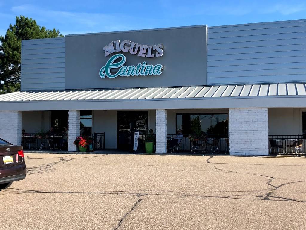Miguels Cantina | restaurant | 870 S Rochester Rd, Rochester Hills, MI 48307, USA | 2484535371 OR +1 248-453-5371