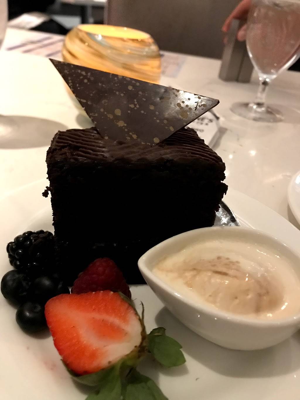 Chelsea Five Gastropub | restaurant | 2831 Boardwalk Chelsea Tower, Atlantic City, NJ 08401, USA | 6093404000 OR +1 609-340-4000