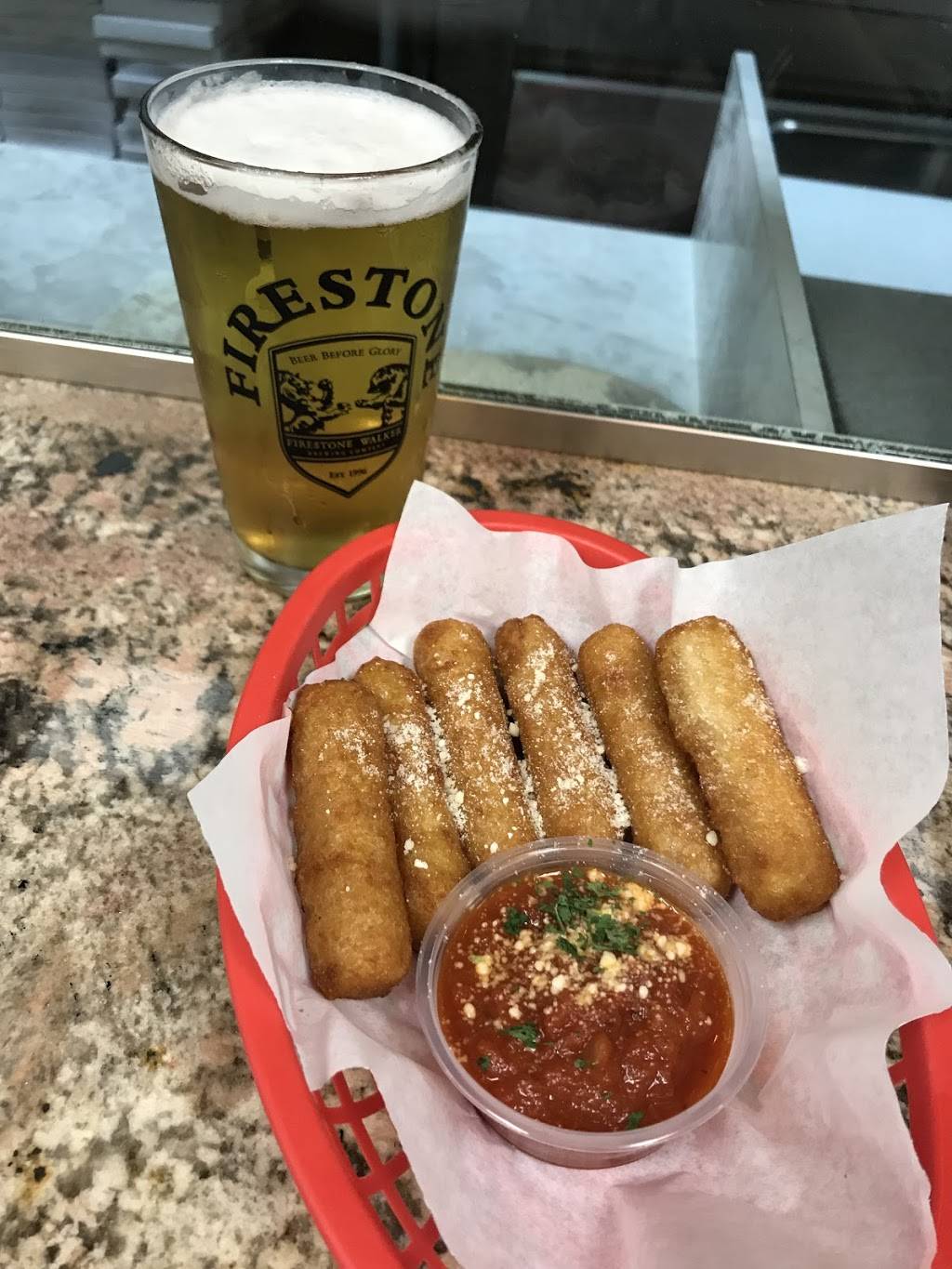 LC Imports Pizza of Ventura | meal delivery | 563 E Main St, Ventura, CA 93001, USA | 8056412220 OR +1 805-641-2220