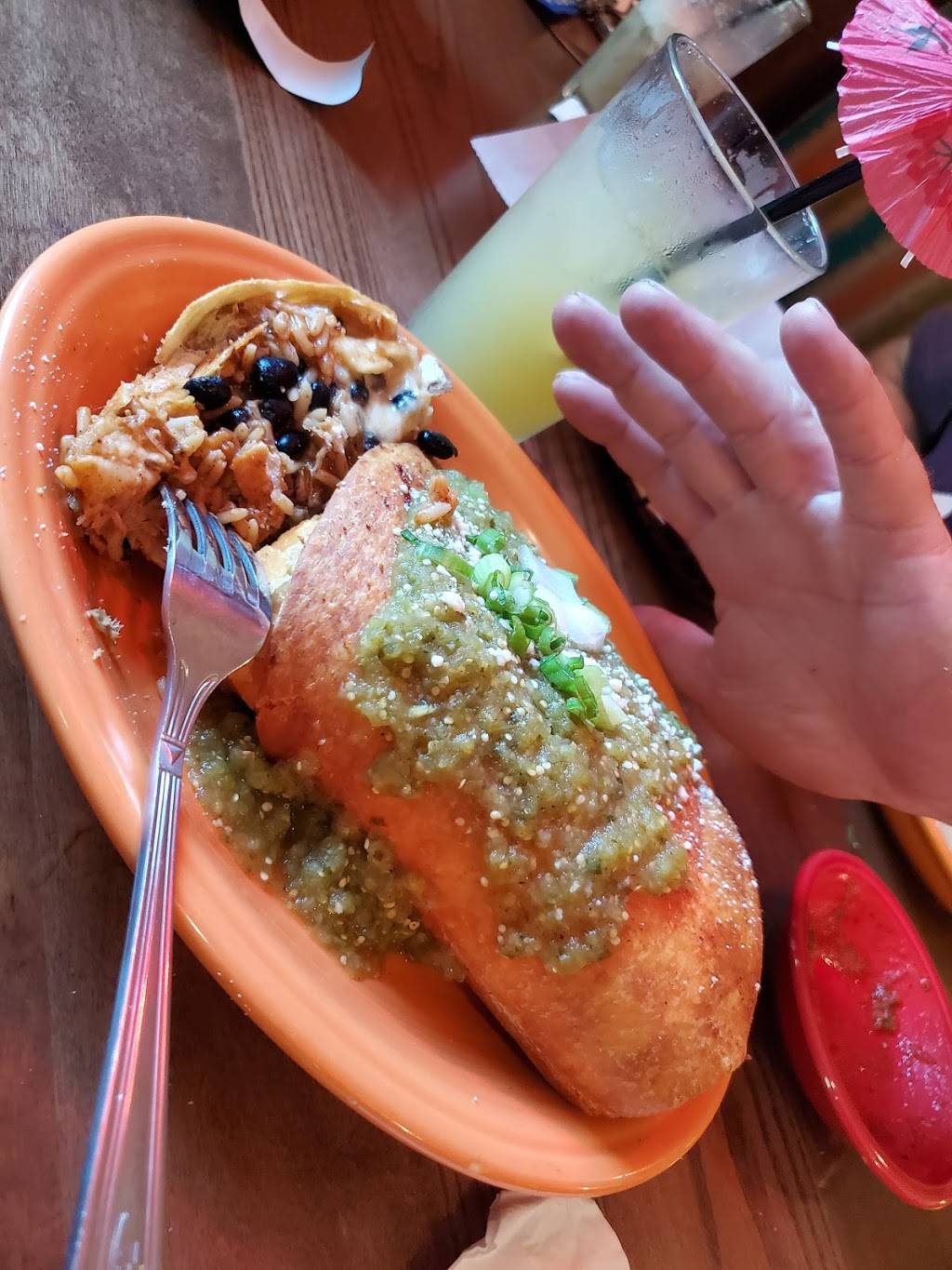 Burrito Bettys Mexican Grill & Margarita Bar | restaurant | 2 US-1, York, ME 03909, USA | 2074514013 OR +1 207-451-4013