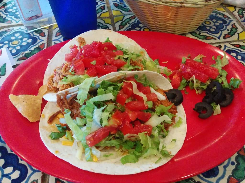 Aunt Chiladas | restaurant | 3931 Whitney Ave, Hamden, CT 06518, USA | 2032304640 OR +1 203-230-4640