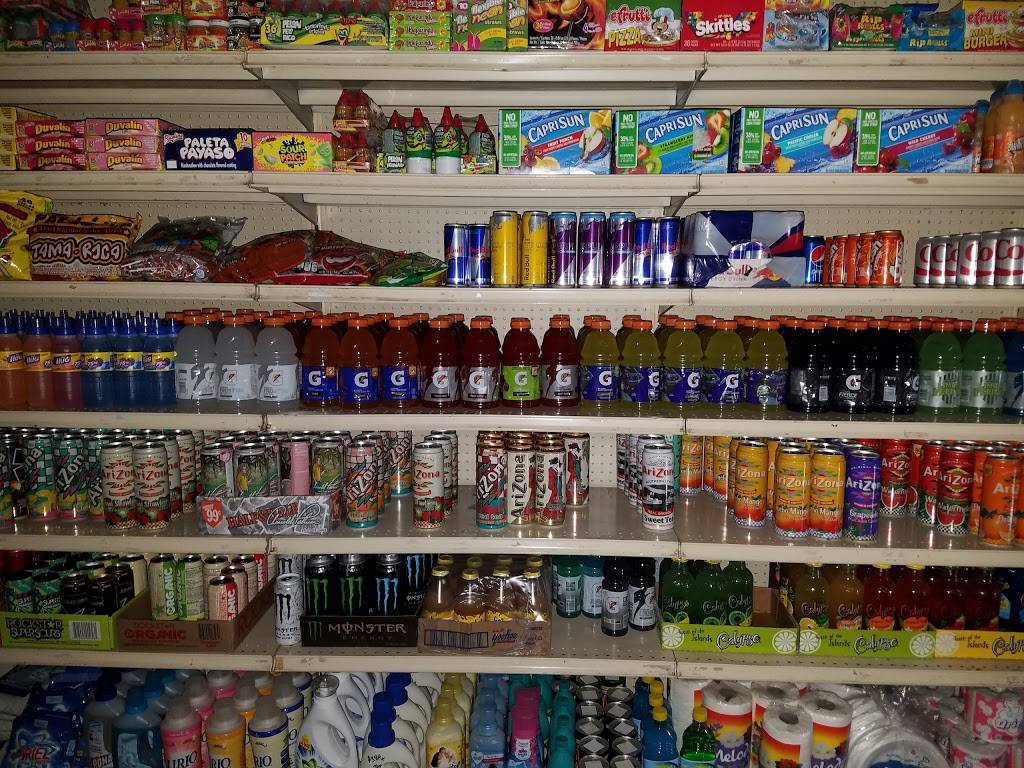 Gaytan Family Market | restaurant | 14110 Austin Rd, Clearlake, CA 95422, United States | 7079944383 OR +1 707-994-4383