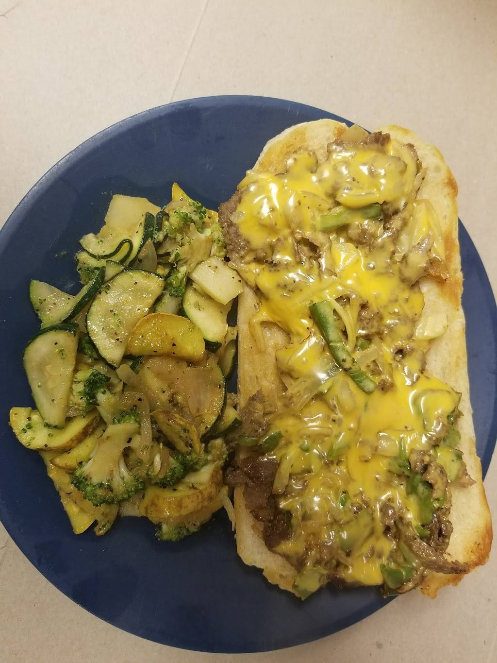 Chef Gregs Soul-N-The Wall | restaurant | 10009 Curtis St, Detroit, MI 48221, USA | 3138610331 OR +1 313-861-0331