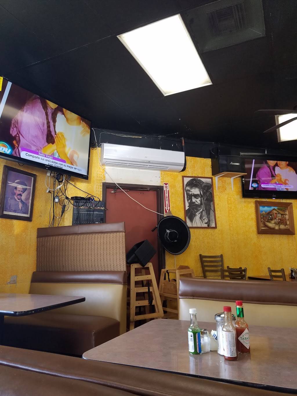 Mariscos King Fish | restaurant | 1324 W Francisquito Ave, West Covina, CA 91790, USA | 6269176496 OR +1 626-917-6496