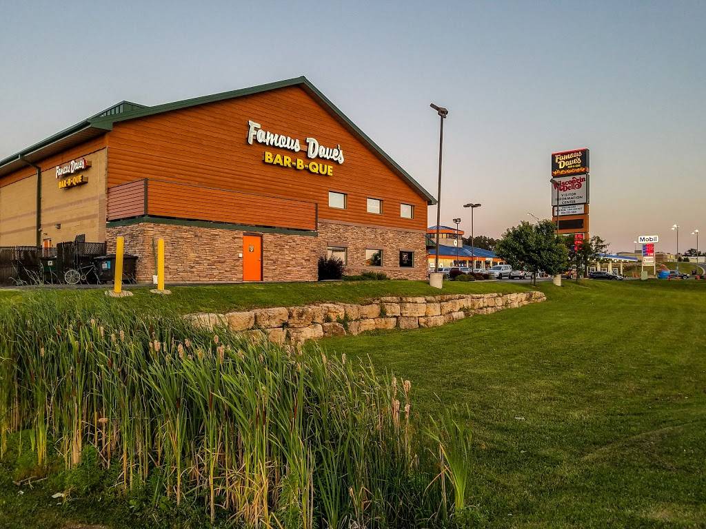 Famous Daves Bar-B-Que | restaurant | 31 Meadowview Dr, Lake Delton, WI 53940, USA | 6082548900 OR +1 608-254-8900
