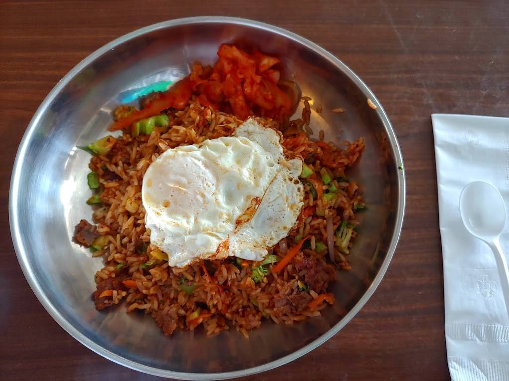 Skinnys | restaurant | 897 Virginia Ave, Hapeville, GA 30354, USA | 4047672757 OR +1 404-767-2757