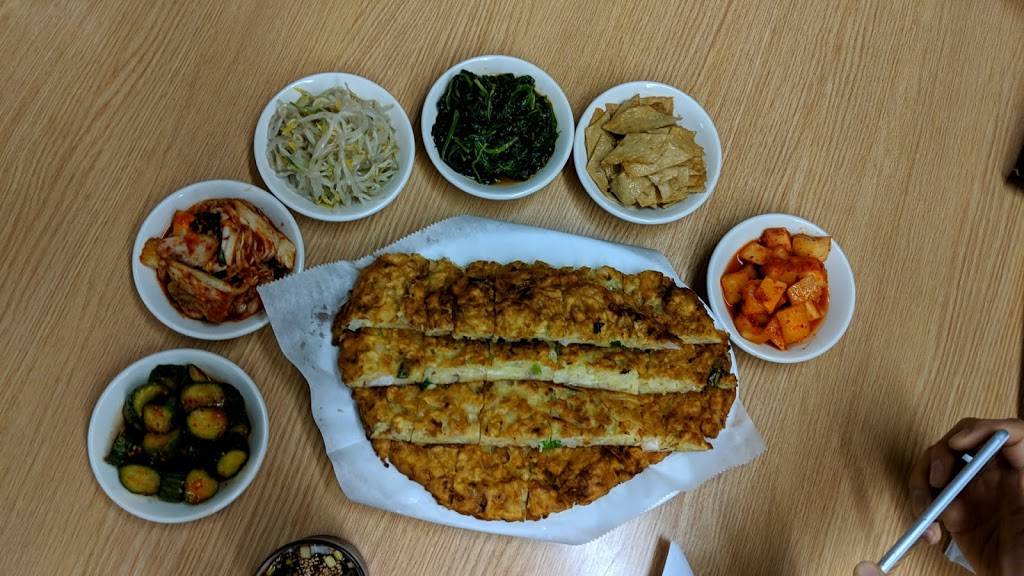 Myung Dong Restaurant | restaurant | 6415 Bissonnet St, Houston, TX 77074, USA | 7137795530 OR +1 713-779-5530