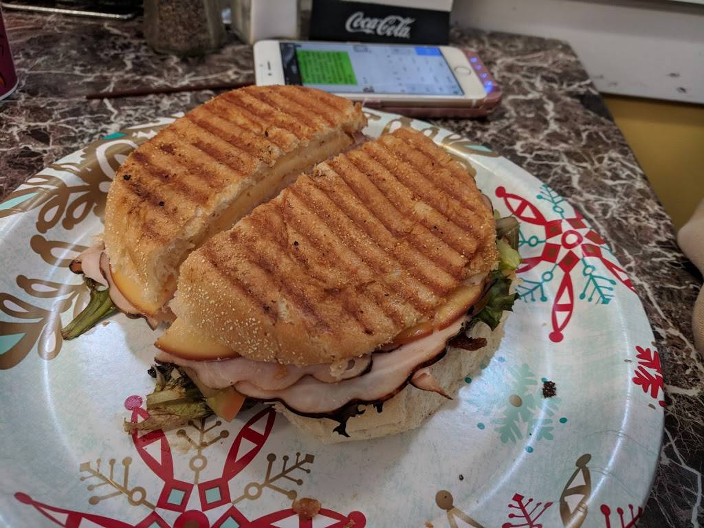 Gigantes Too | restaurant | 817 E Center St, Wallingford, CT 06492, USA | 2036269566 OR +1 203-626-9566