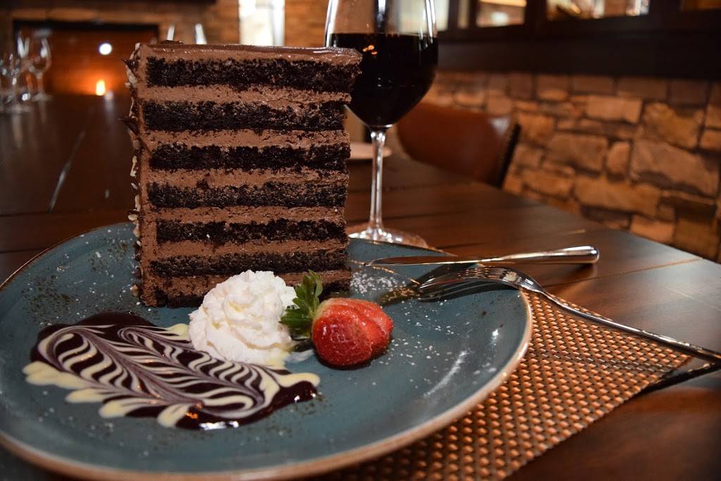 Carmines Rosemont | restaurant | 9850 Berwyn Ave, Rosemont, IL 60018, USA | 8475951111 OR +1 847-595-1111