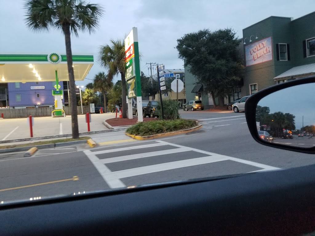 BP | restaurant | 42 Center St, Folly Beach, SC 29439, USA | 8435886208 OR +1 843-588-6208