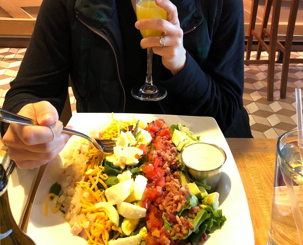 Union Street Gastropub | restaurant | Terminal 3, San Francisco International Airport, San Francisco, CA 94128, USA | 6508218465 OR +1 650-821-8465