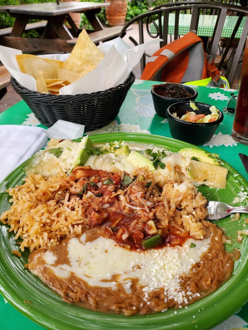 El Jardin Mexican Restaurant | restaurant | 22758 Broadway St, Columbia, CA 95310, USA | 2095321291 OR +1 209-532-1291