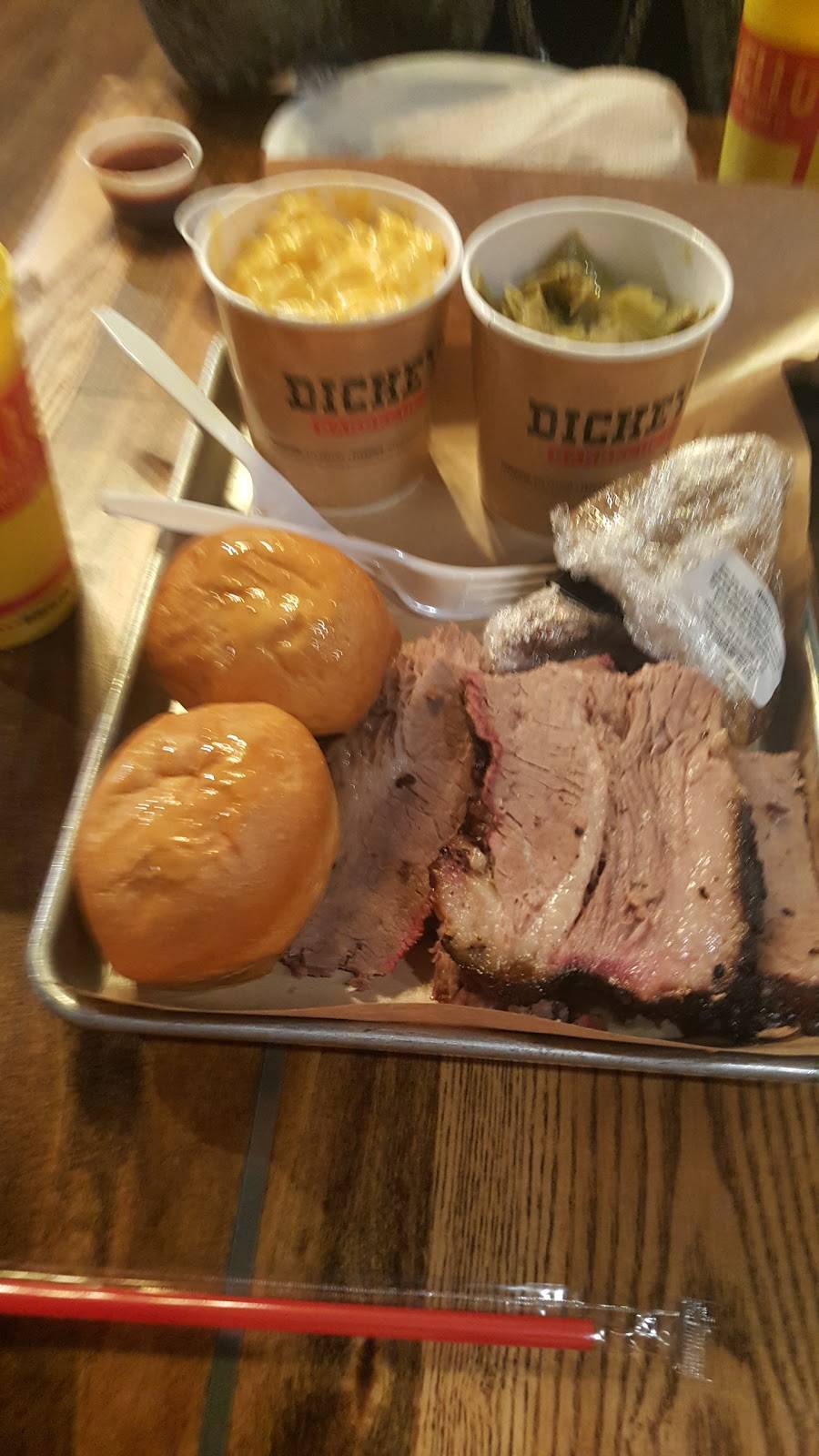 Dickeys Barbecue Pit | restaurant | 1950 Ximeno Ave, Long Beach, CA 90815, USA | 5624946666 OR +1 562-494-6666