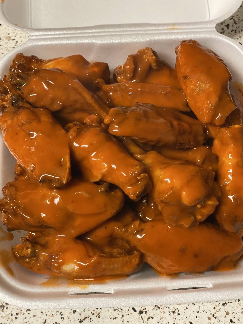 Da grub | restaurant | 8806 W Flora St, Tampa, FL 33615, USA | 8135855084 OR +1 813-585-5084