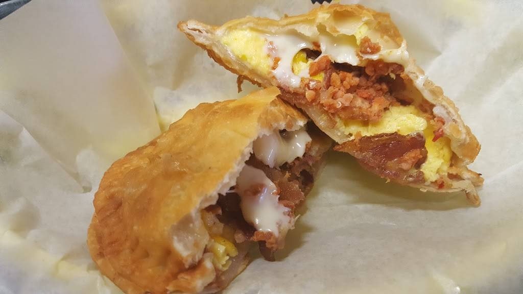 Marys | restaurant | 288 Union St, New Bedford, MA 02740, USA | 7742020236 OR +1 774-202-0236