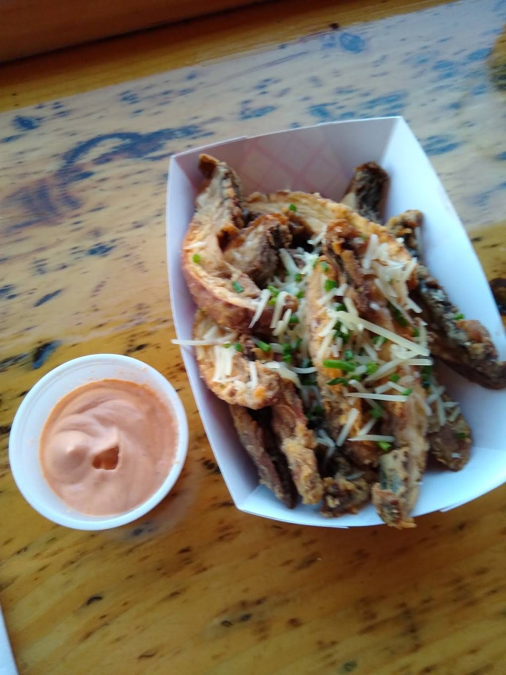 Hulls Kitchen | restaurant | 19 Hull Shore Dr, Hull, MA 02045, USA | 7819250225 OR +1 781-925-0225