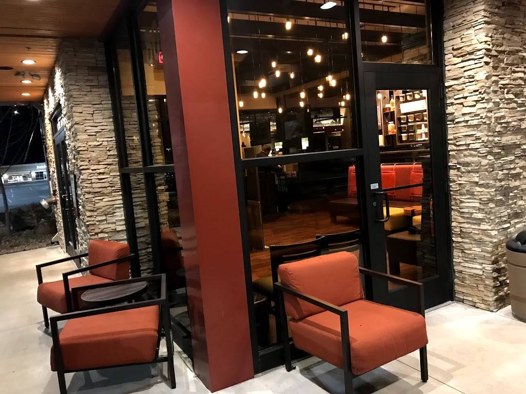 Outback Steakhouse | restaurant | 1574 N Dupont Hwy st 800, Dover, DE 19901, USA | 3022443425 OR +1 302-244-3425