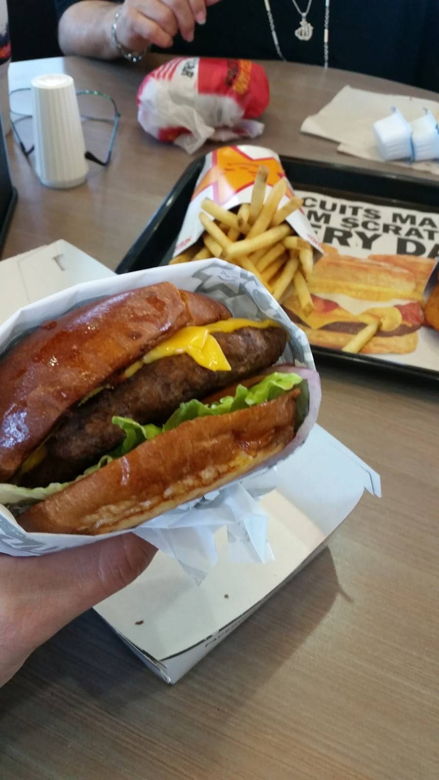 Carls Jr. | restaurant | 6706 N 95th Ave, Glendale, AZ 85305, USA | 6238772433 OR +1 623-877-2433