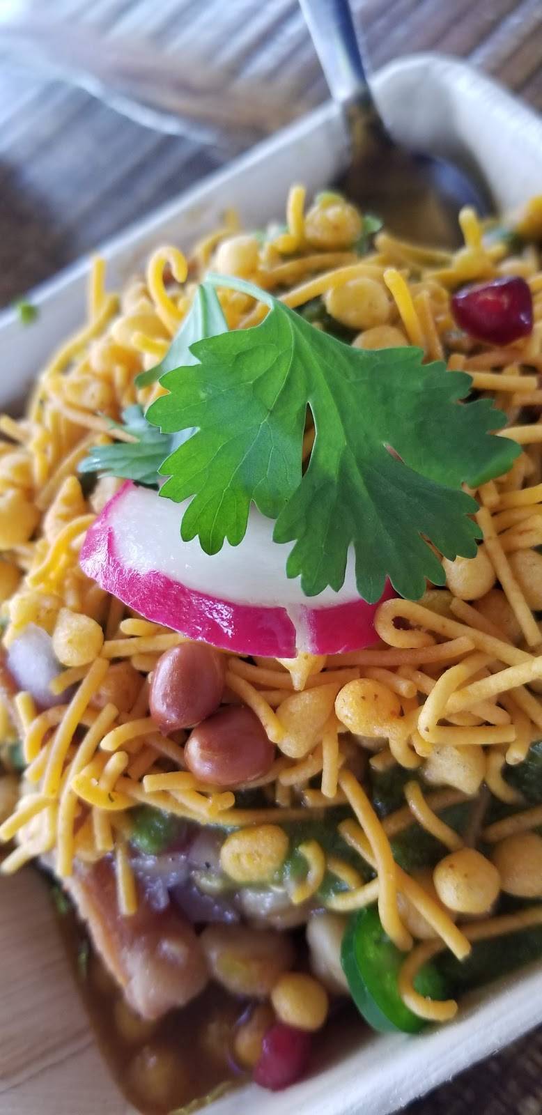 Khana Indian Grill | restaurant | 2101 N College Ave, Fayetteville, AR 72703, USA | 4792874736 OR +1 479-287-4736