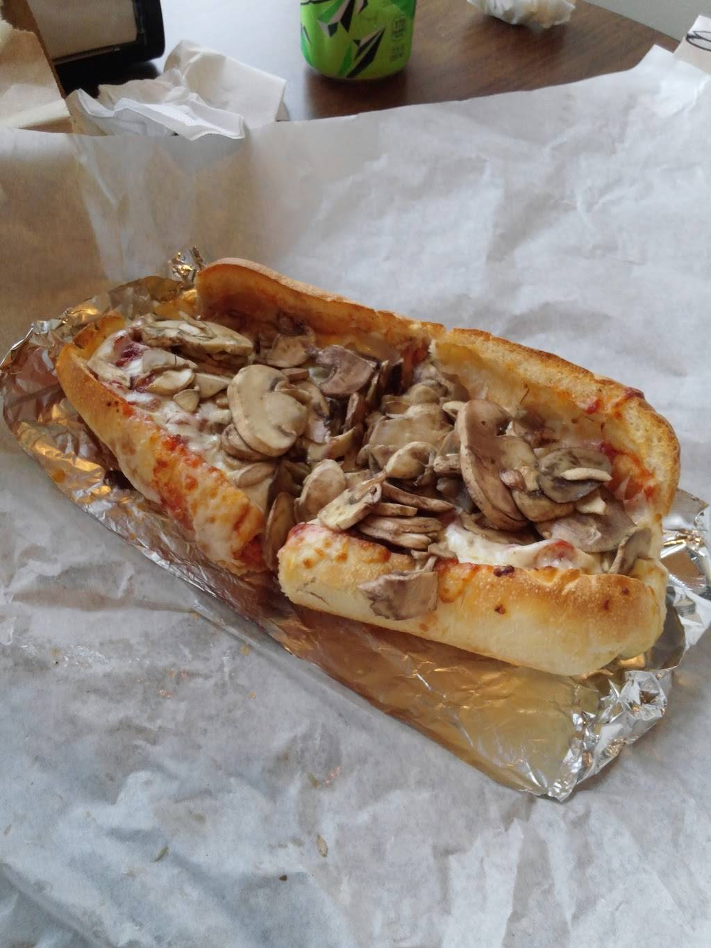 Vendettis Pizza & Pasta | restaurant | 33 N Washington St, Oxford, MI 48371, USA | 2486281540 OR +1 248-628-1540