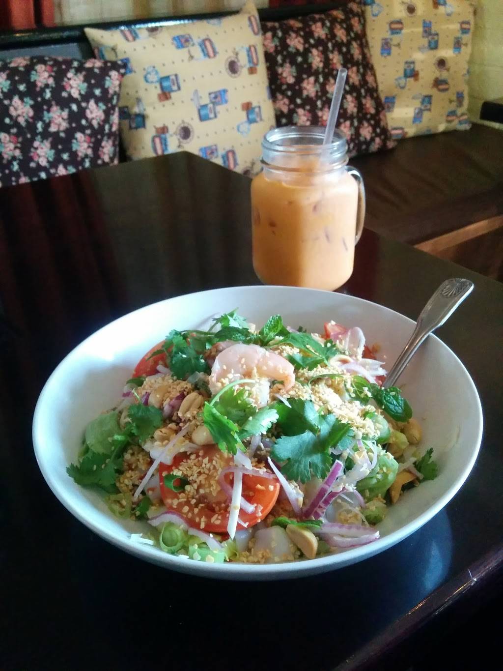 Auryn Thai Cuisine | restaurant | AURYN Thai Cuisine, 810, Sir Francis Drake Blvd, San Anselmo, CA 94960, USA | 4154558300 OR +1 415-455-8300